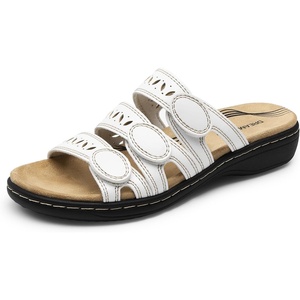 image:imageDREAM PAIRS Womens Slide Sandals Comfortable Arch Support Casual Walking Sandals Adjustable Straps Slip On Low Wedge Flat SandalsWhite